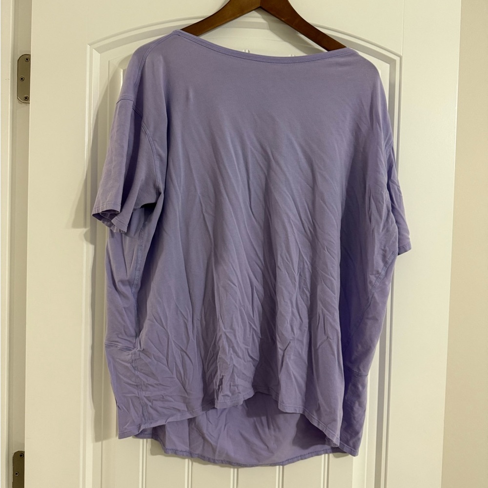 Lululemon back in action Women's Top